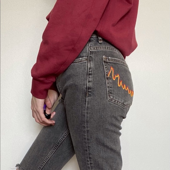 Levi’s 501 CT Distressed Mid Wash Denim - Picture 4 of 6